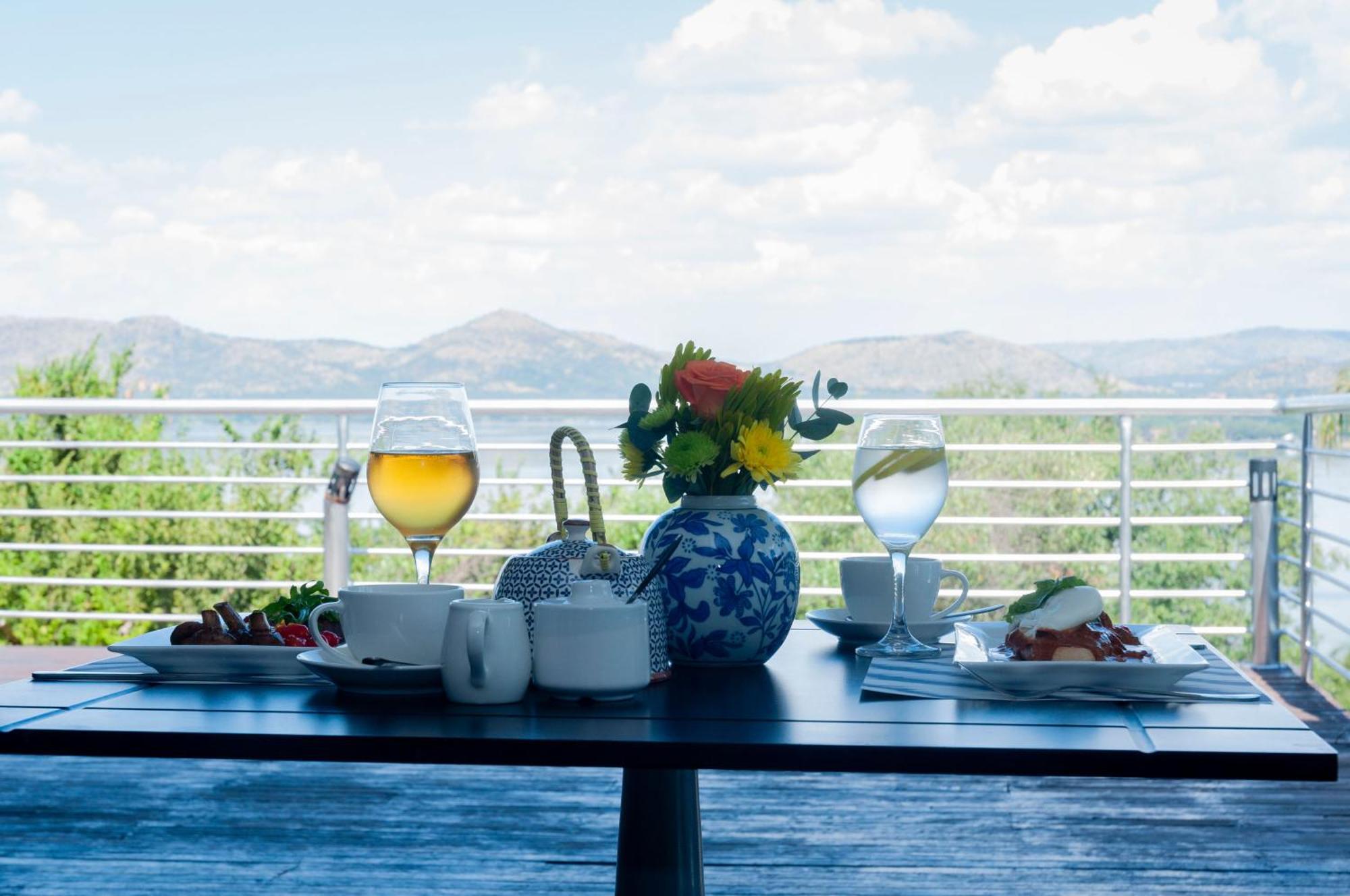 129Inharties Lodge And Spa Hartbeespoort Exterior foto