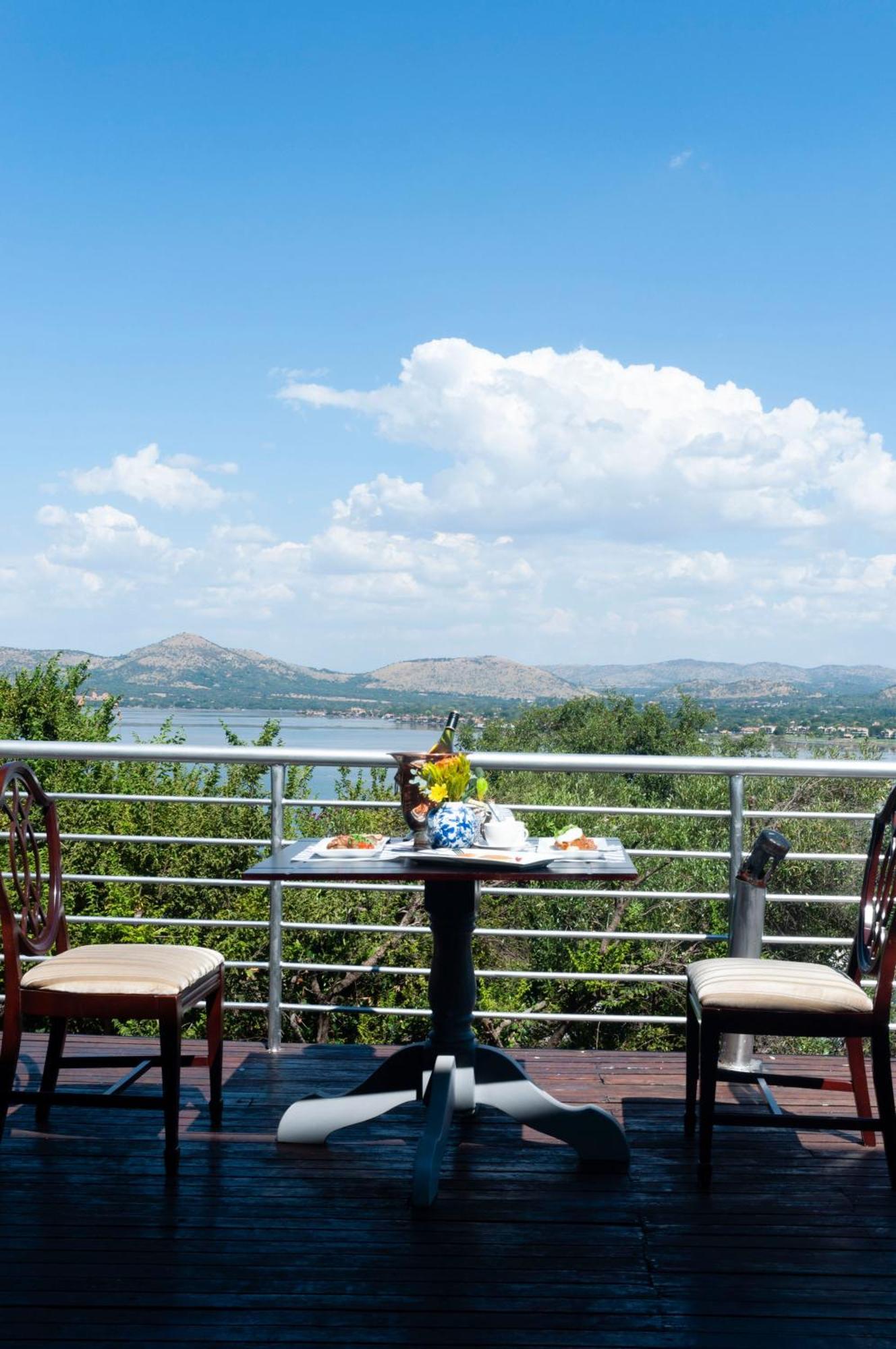 129Inharties Lodge And Spa Hartbeespoort Exterior foto